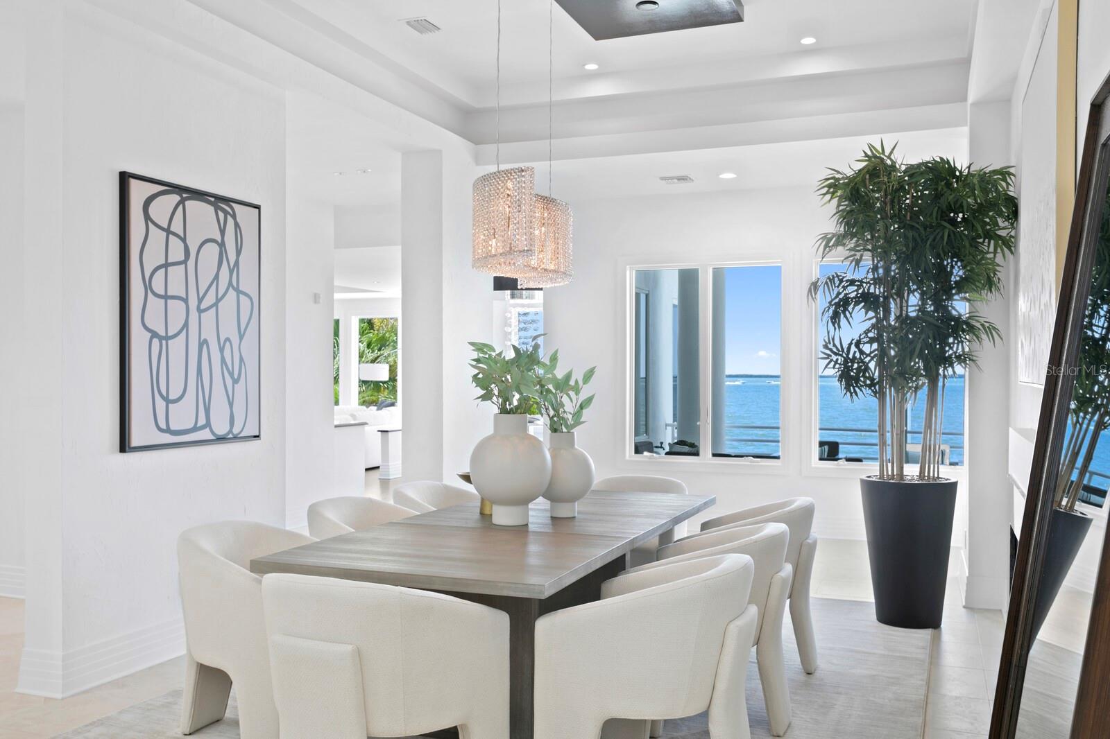 1746 SANTA BARBARA DR