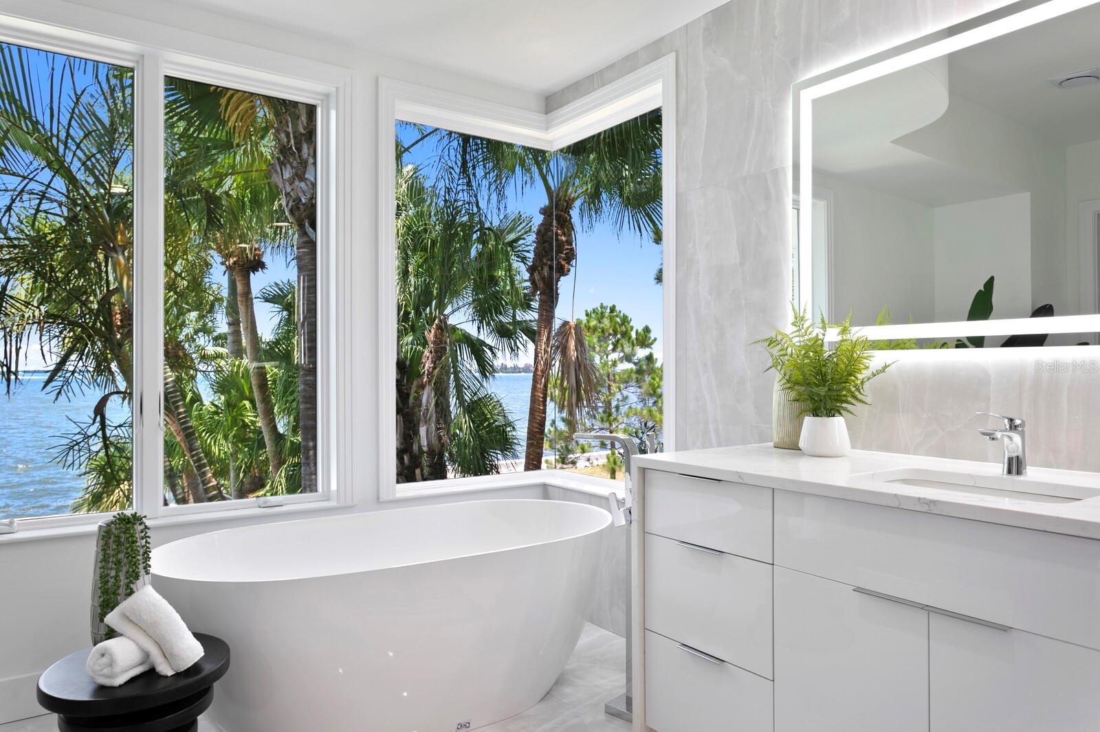 1746 SANTA BARBARA DR