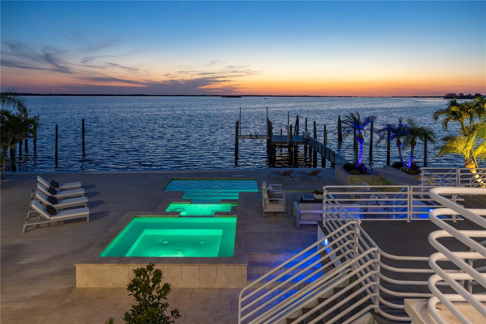 1746 SANTA BARBARA DR