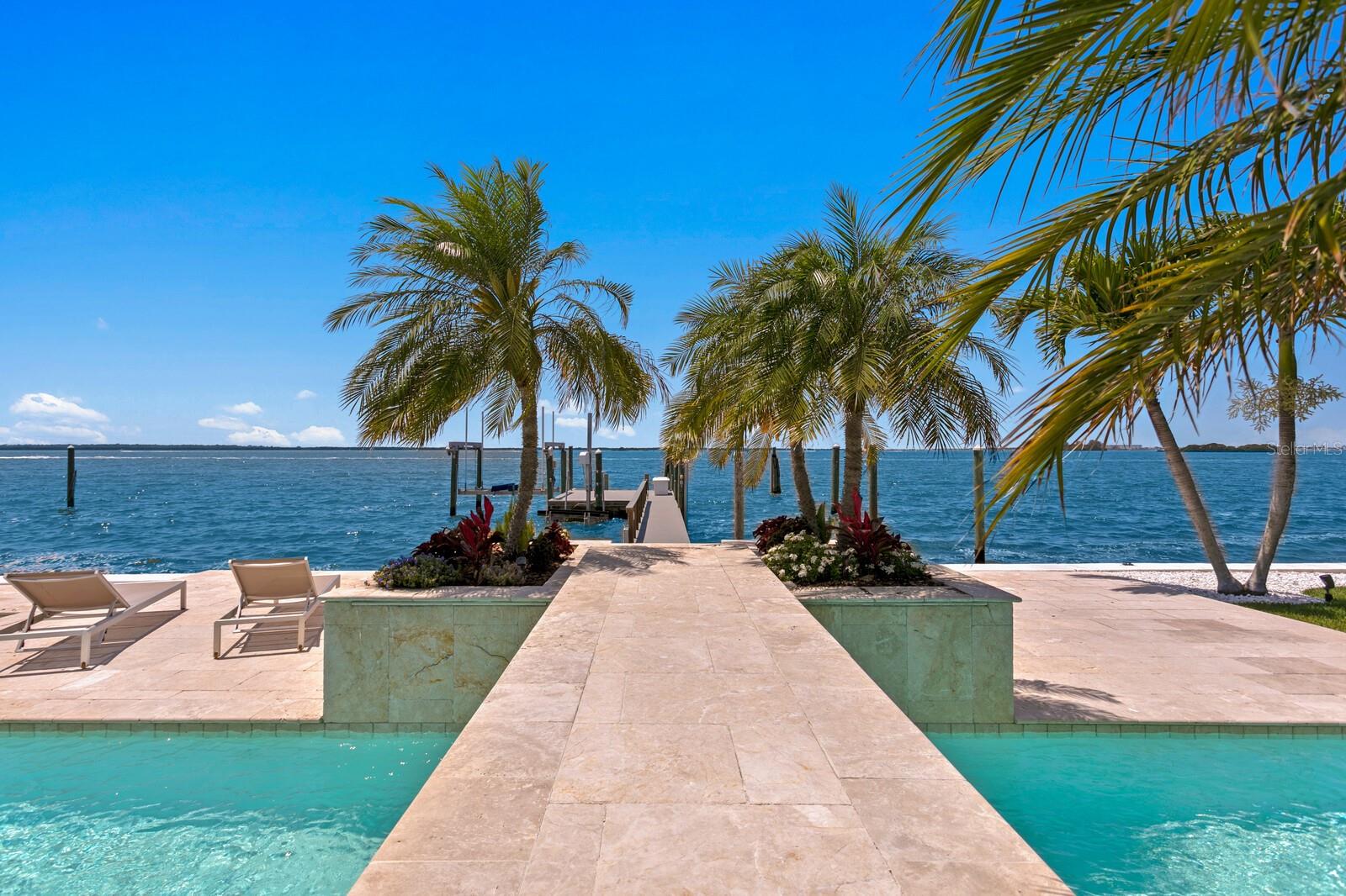 1746 SANTA BARBARA DR