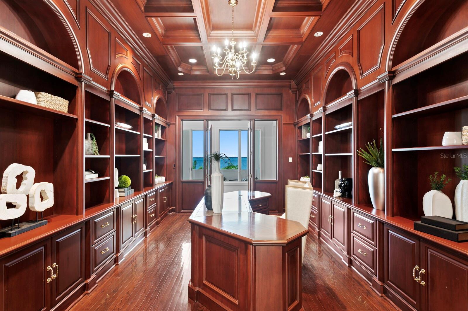 1746 SANTA BARBARA DR