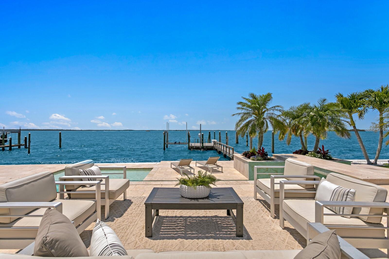 1746 SANTA BARBARA DR