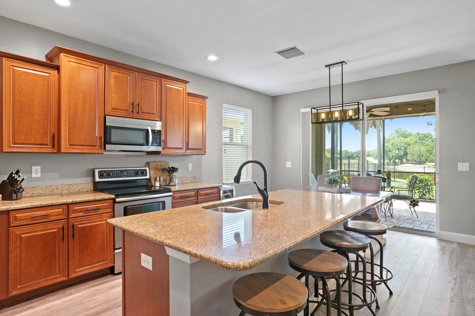 3817 EVERGREEN OAKS DR