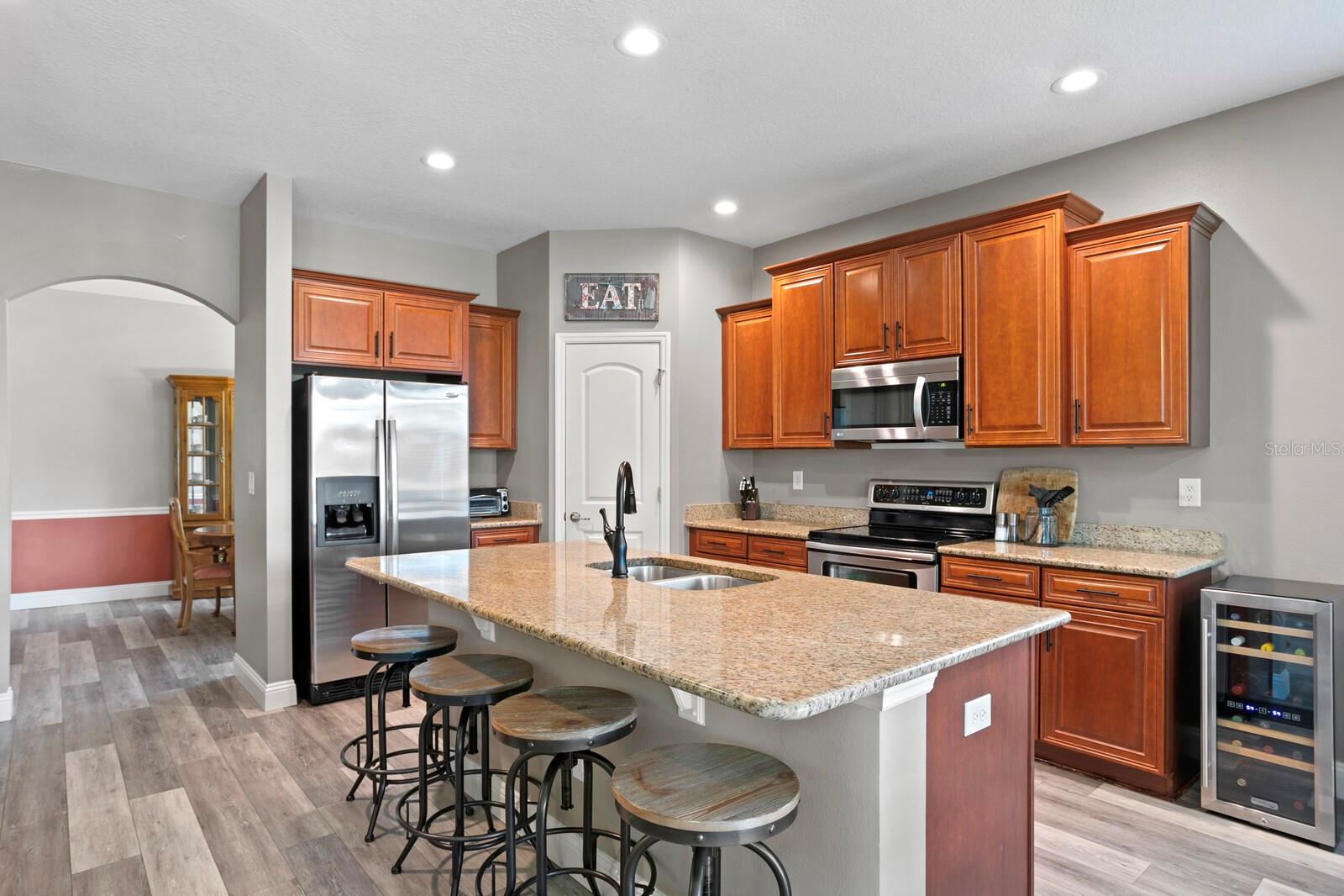 3817 EVERGREEN OAKS DR