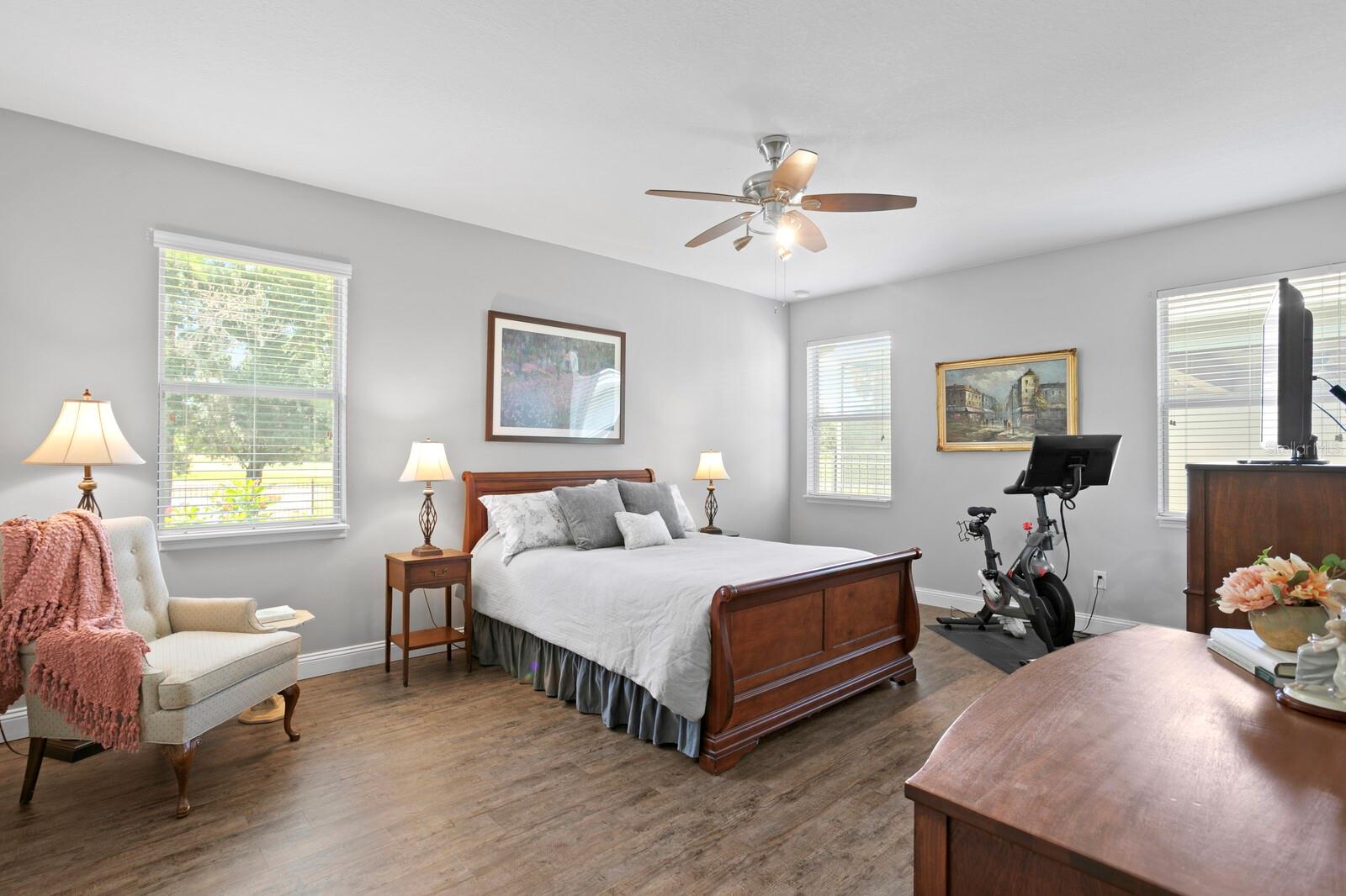 3817 EVERGREEN OAKS DR