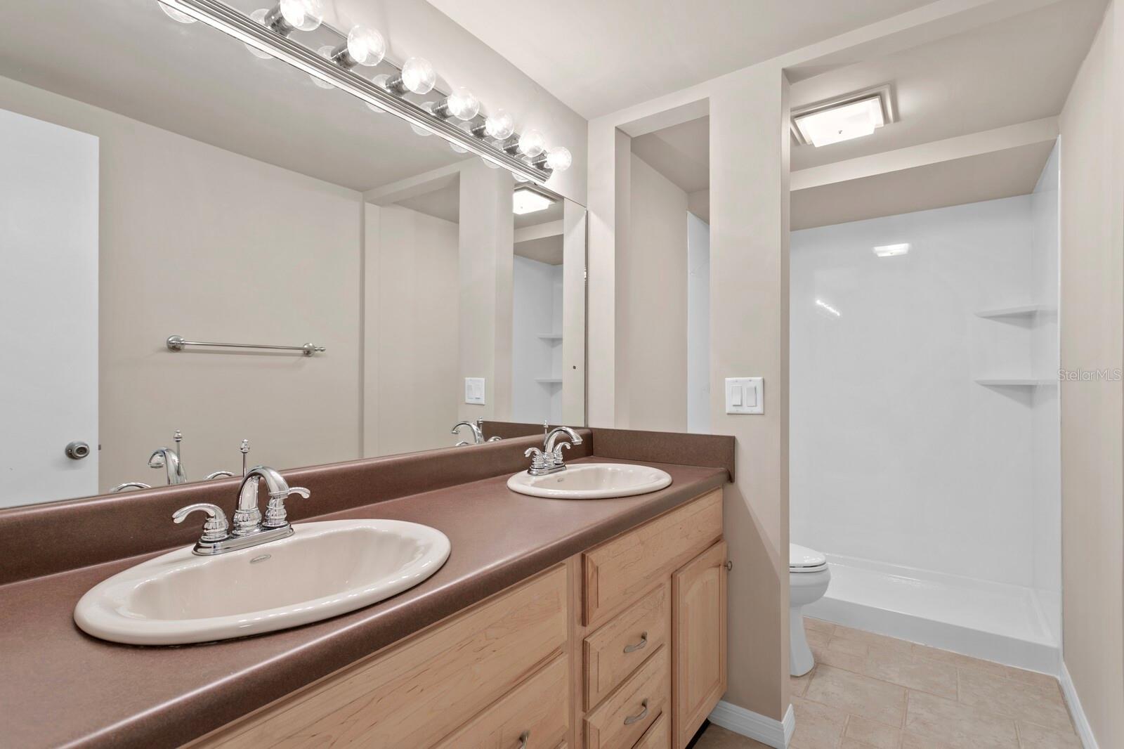 7509 TWELVE OAKS BLVD