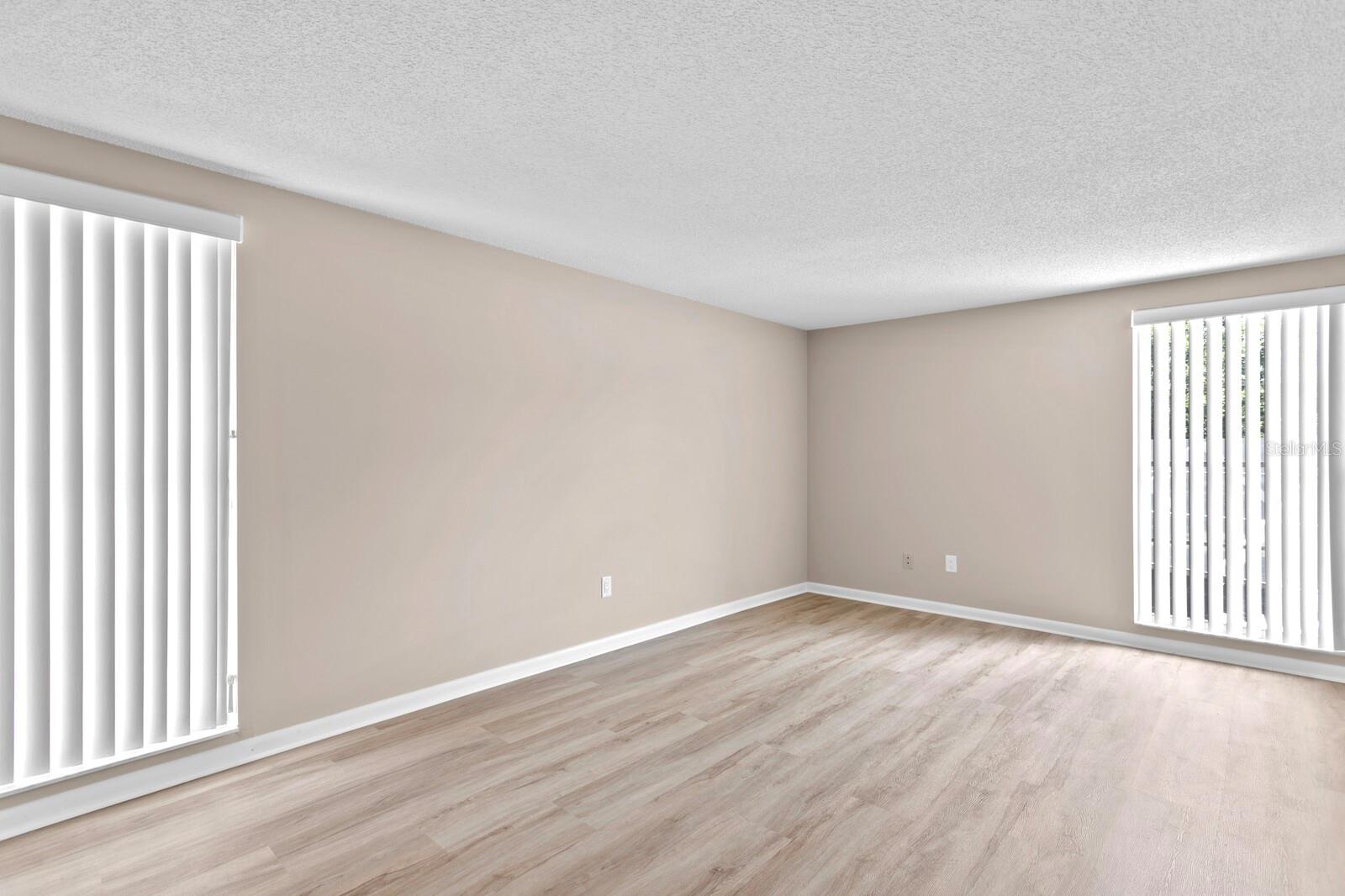 7509 TWELVE OAKS BLVD