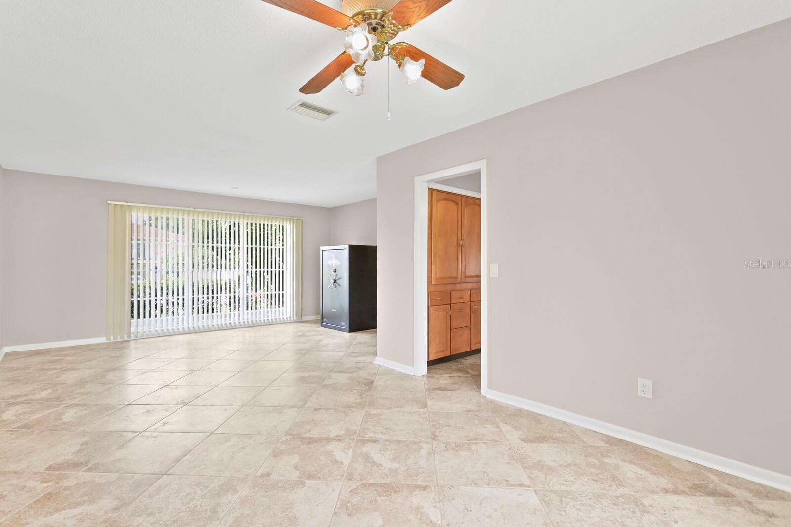 7509 TWELVE OAKS BLVD