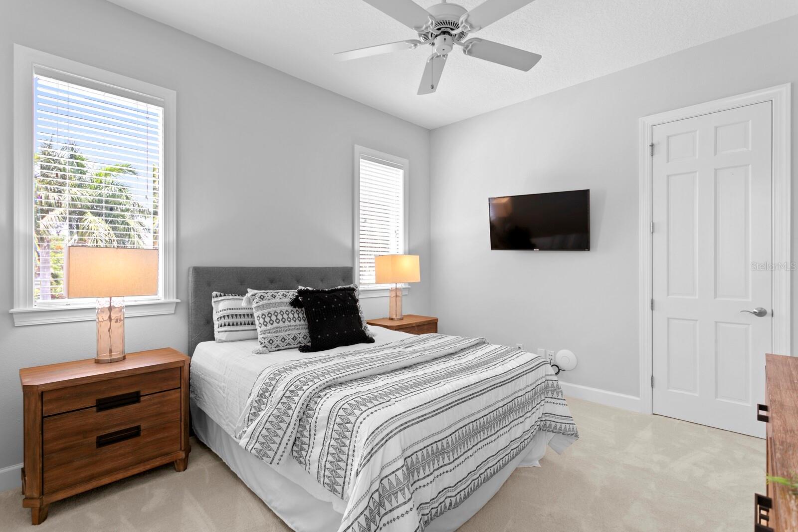 4123 CAUSEWAY VISTA DR