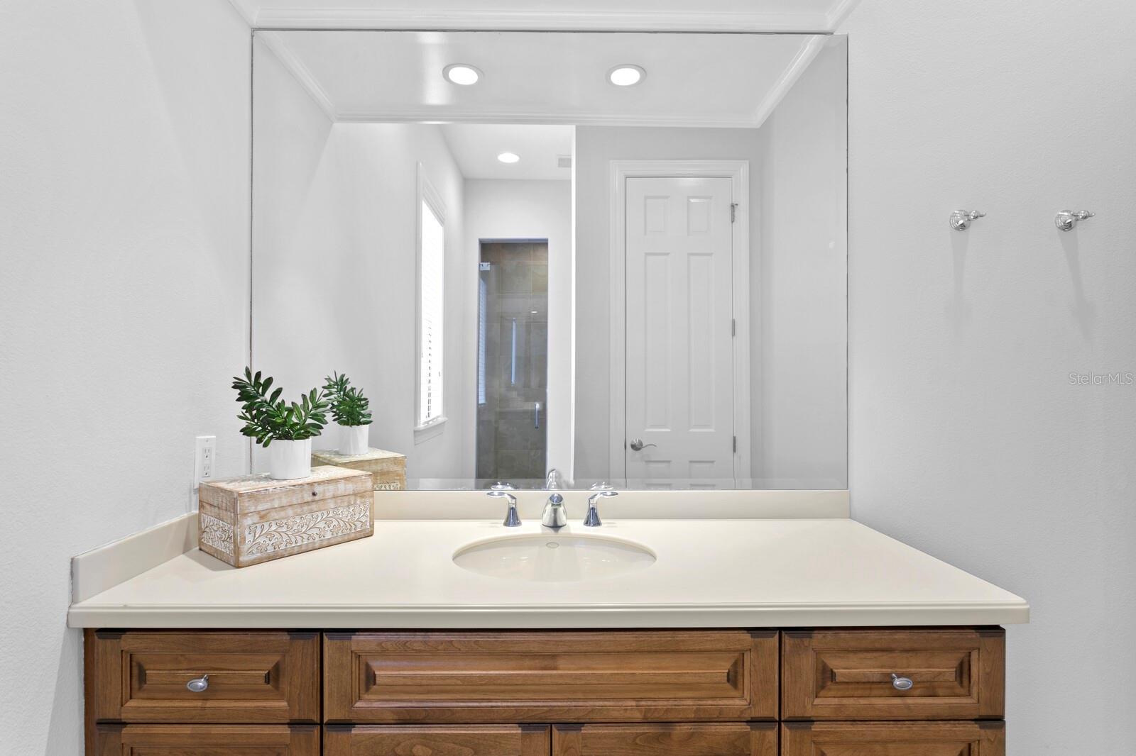 4123 CAUSEWAY VISTA DR