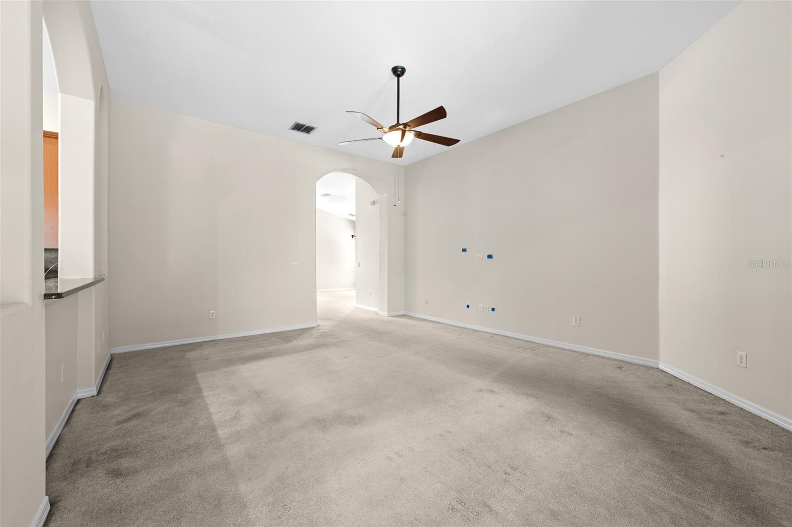 13654 HUNTERS POINT ST