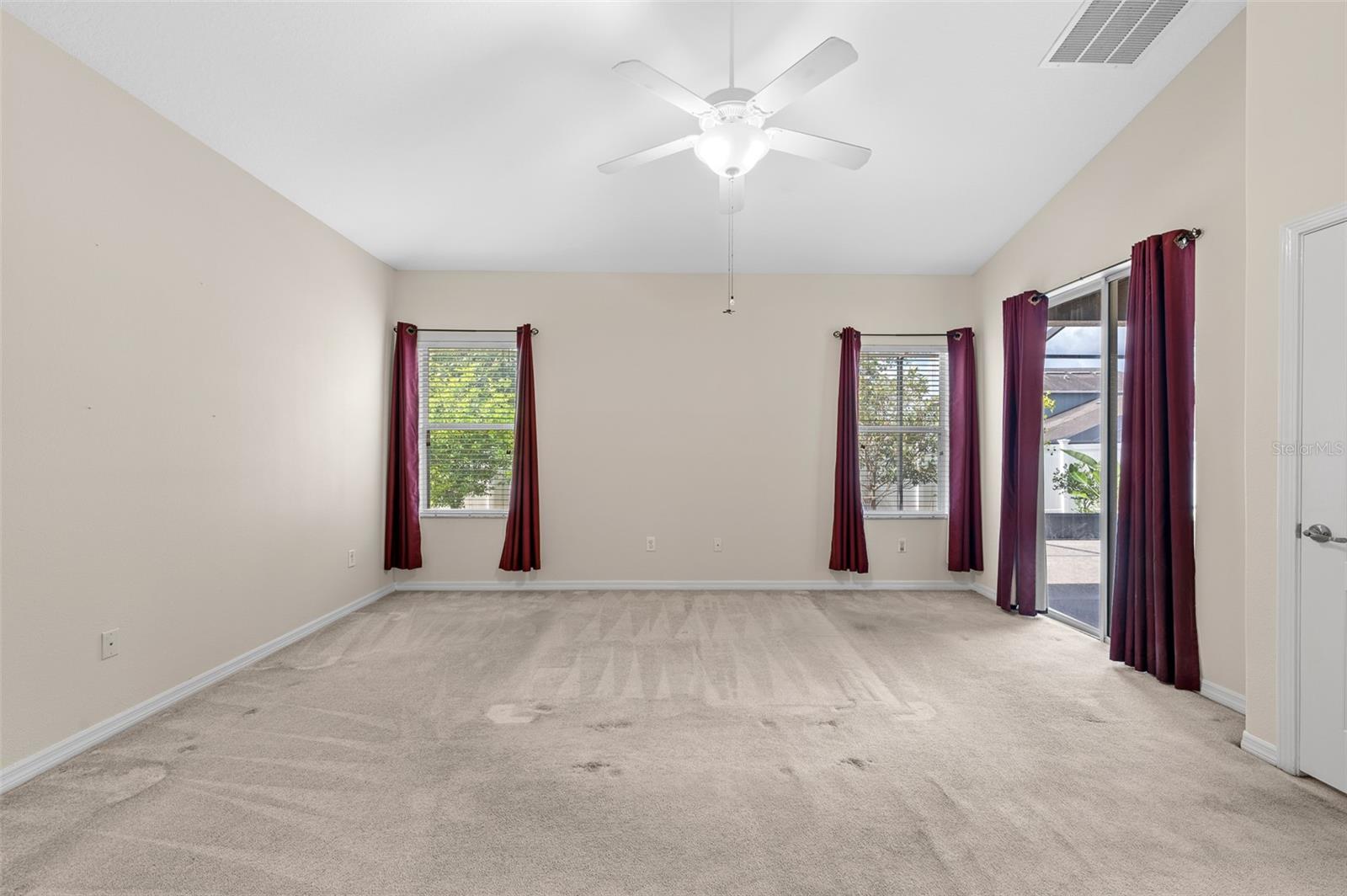 13654 HUNTERS POINT ST