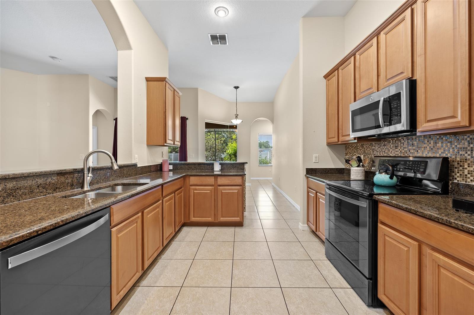 13654 HUNTERS POINT ST