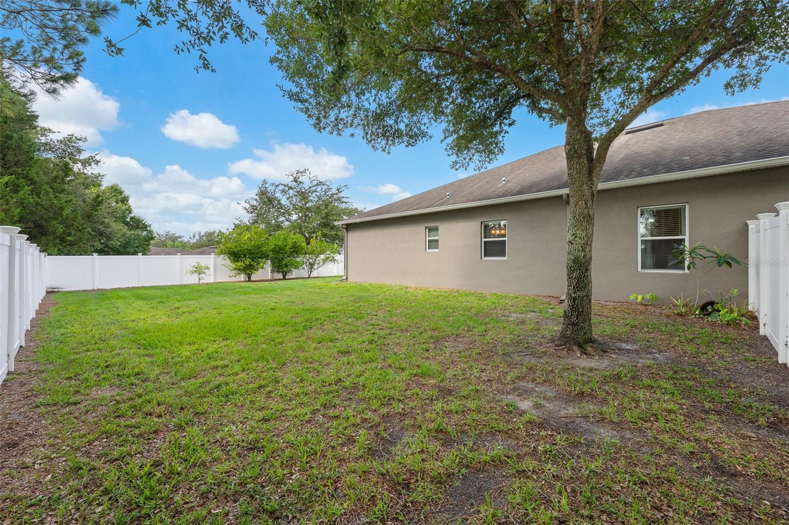 13654 HUNTERS POINT ST