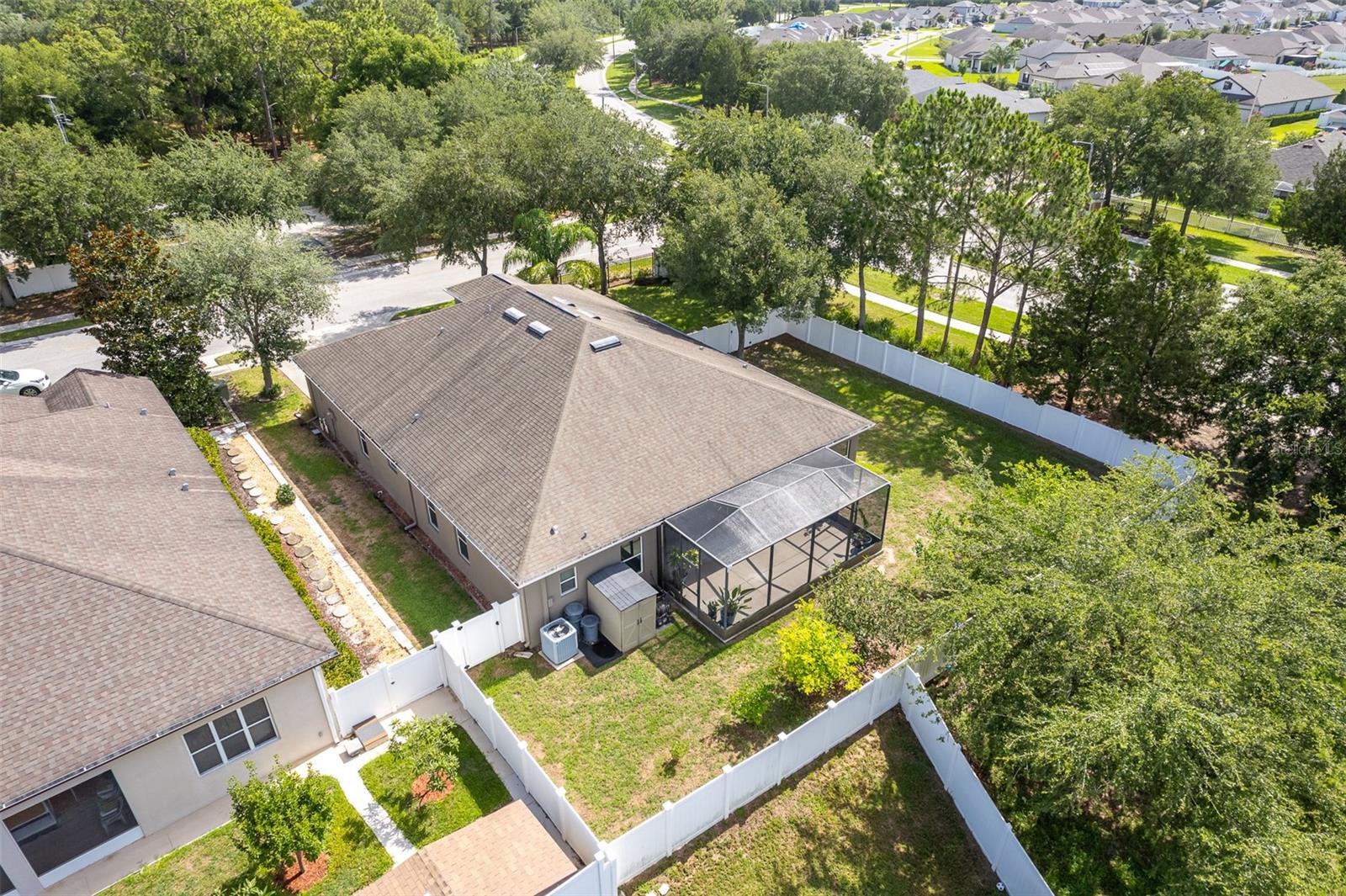 13654 HUNTERS POINT ST