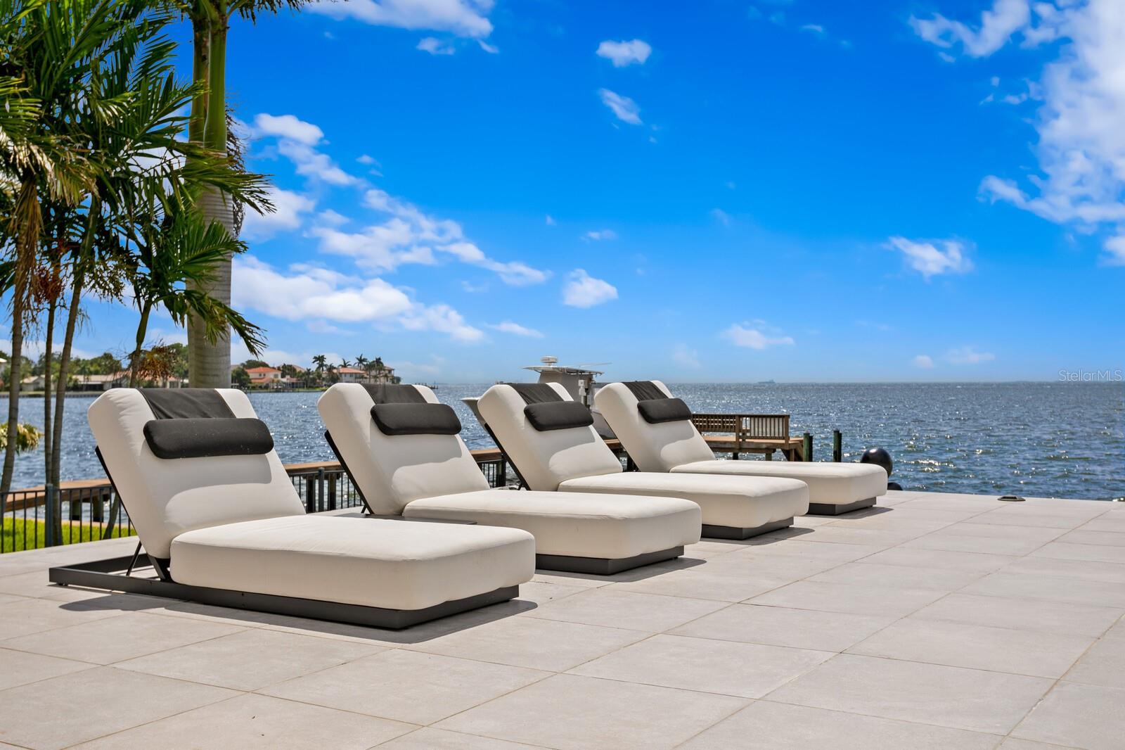 4611 BAYSHORE BLVD NE