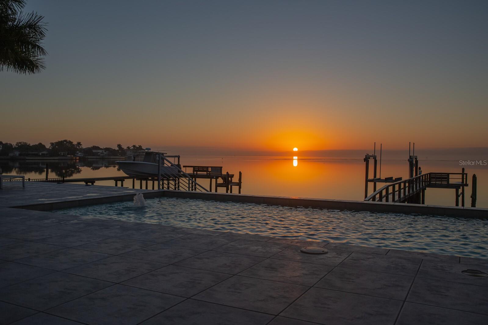 4611 BAYSHORE BLVD NE