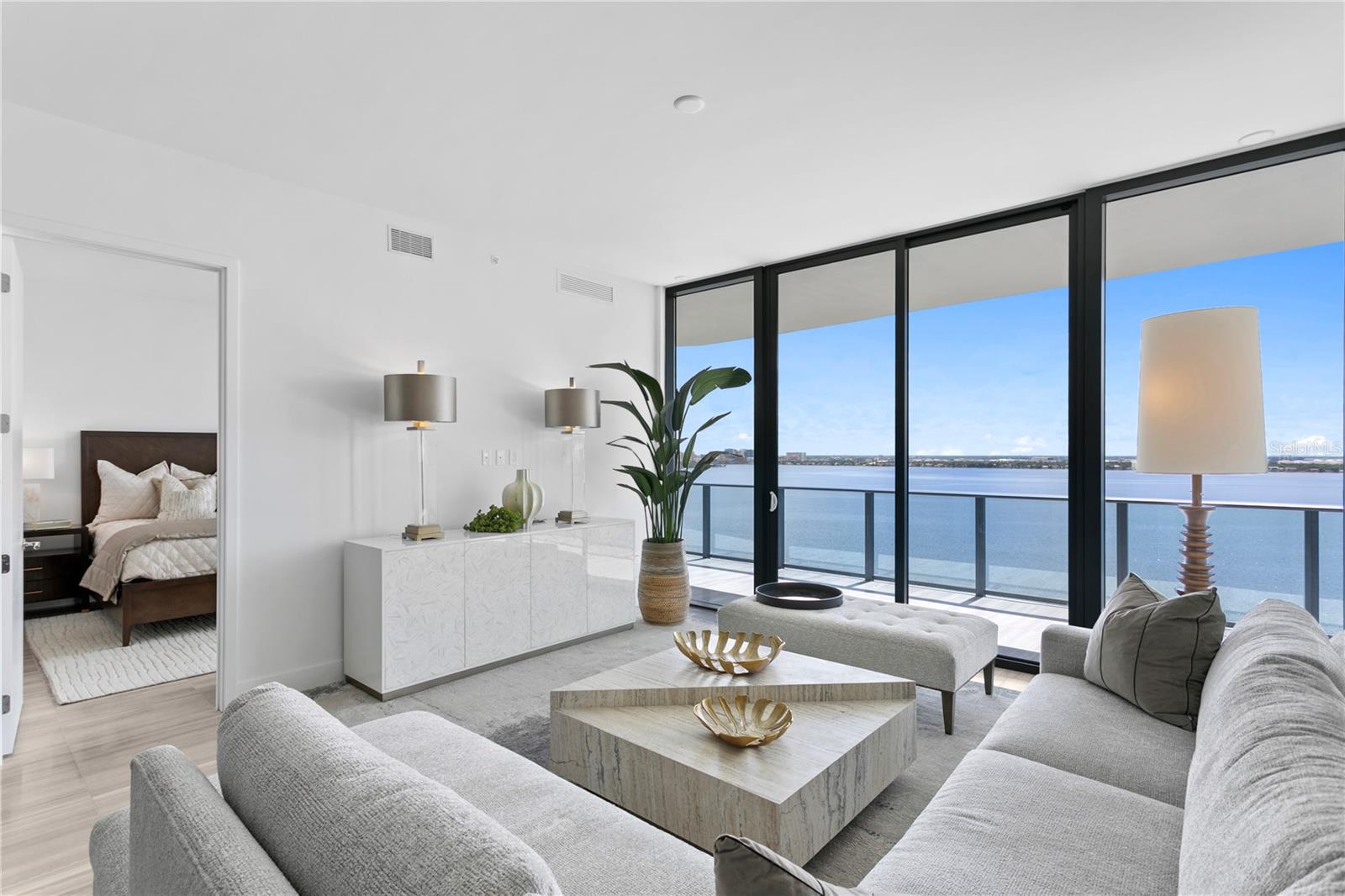 2912 W SANTIAGO ST #1703