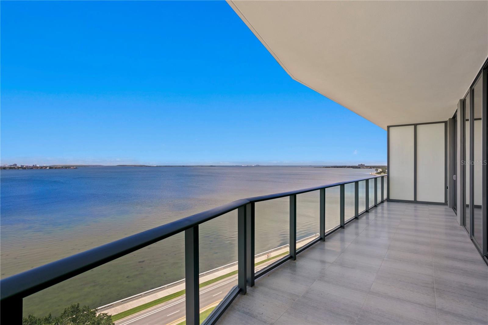 2912 W SANTIAGO ST #903