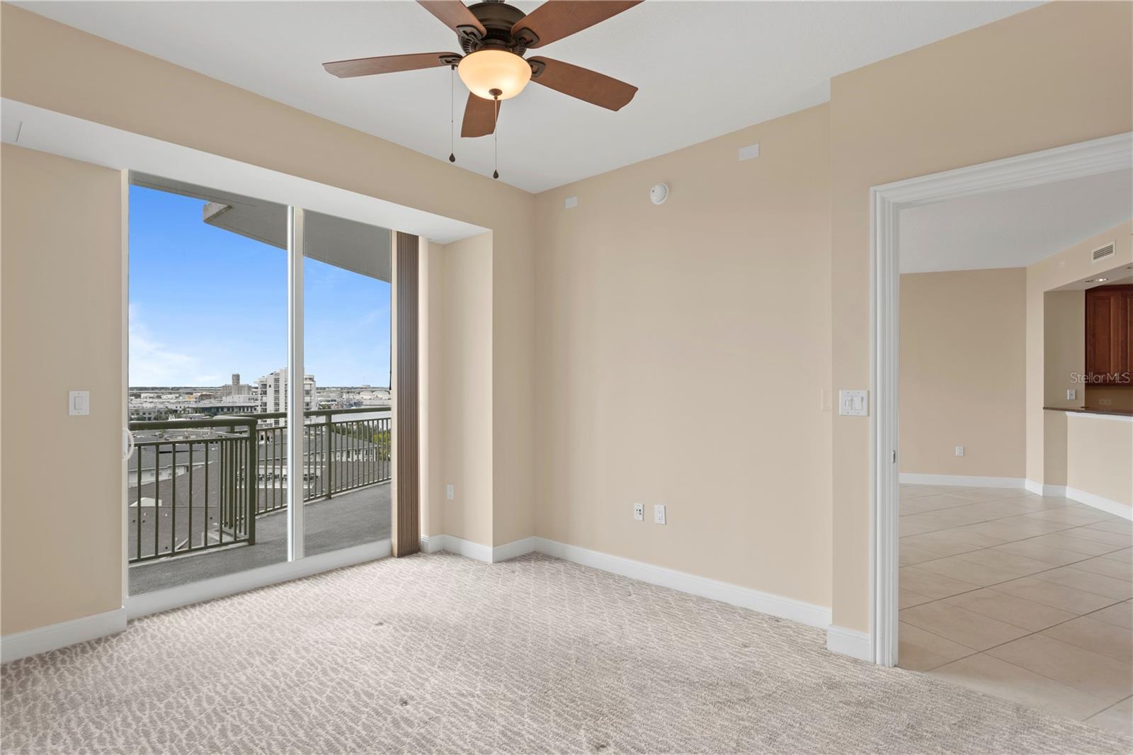 450 KNIGHTS RUN AVE #1105