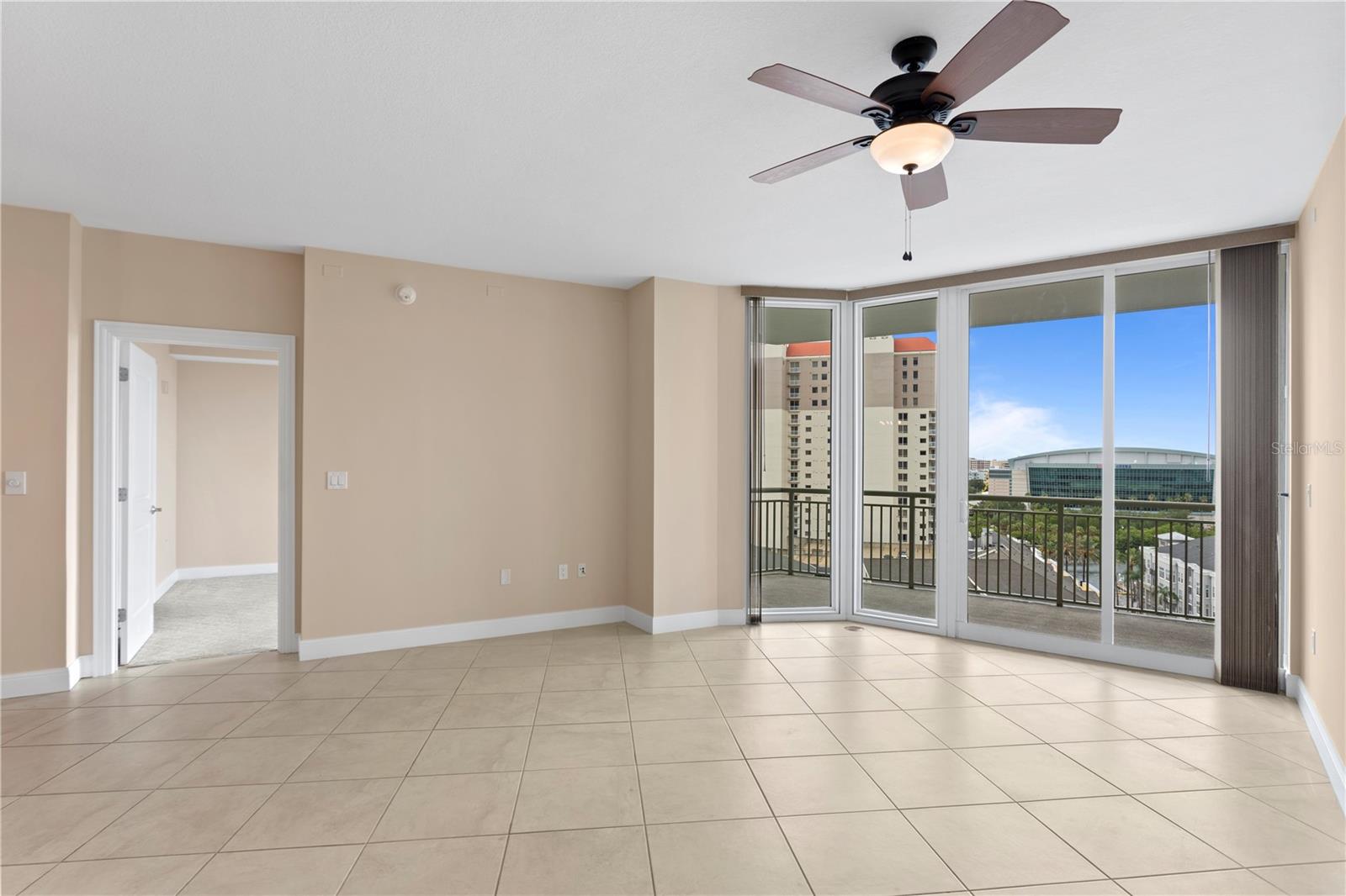 450 KNIGHTS RUN AVE #1105