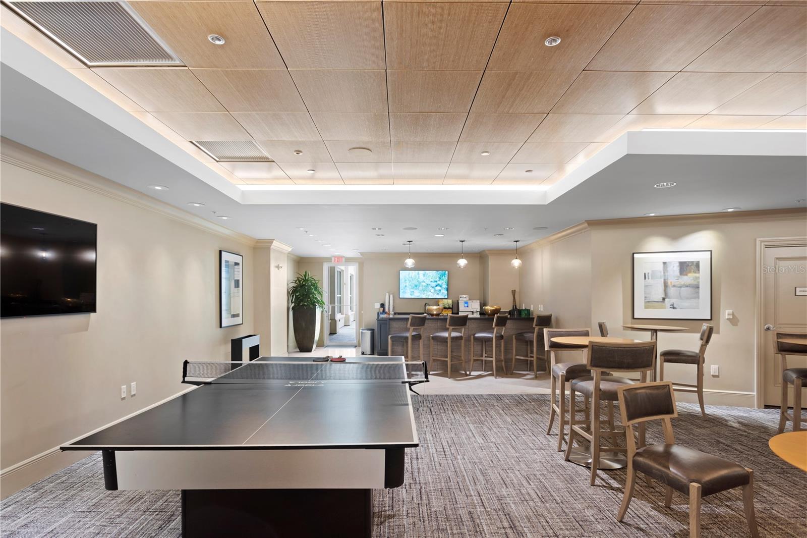 450 KNIGHTS RUN AVE #1105