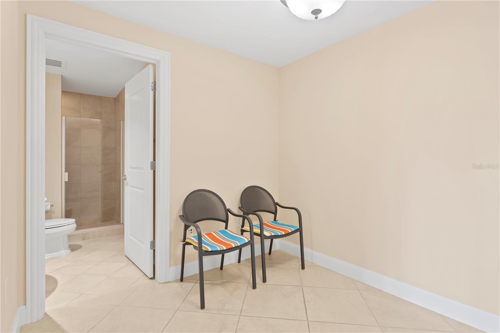 450 KNIGHTS RUN AVE #1105