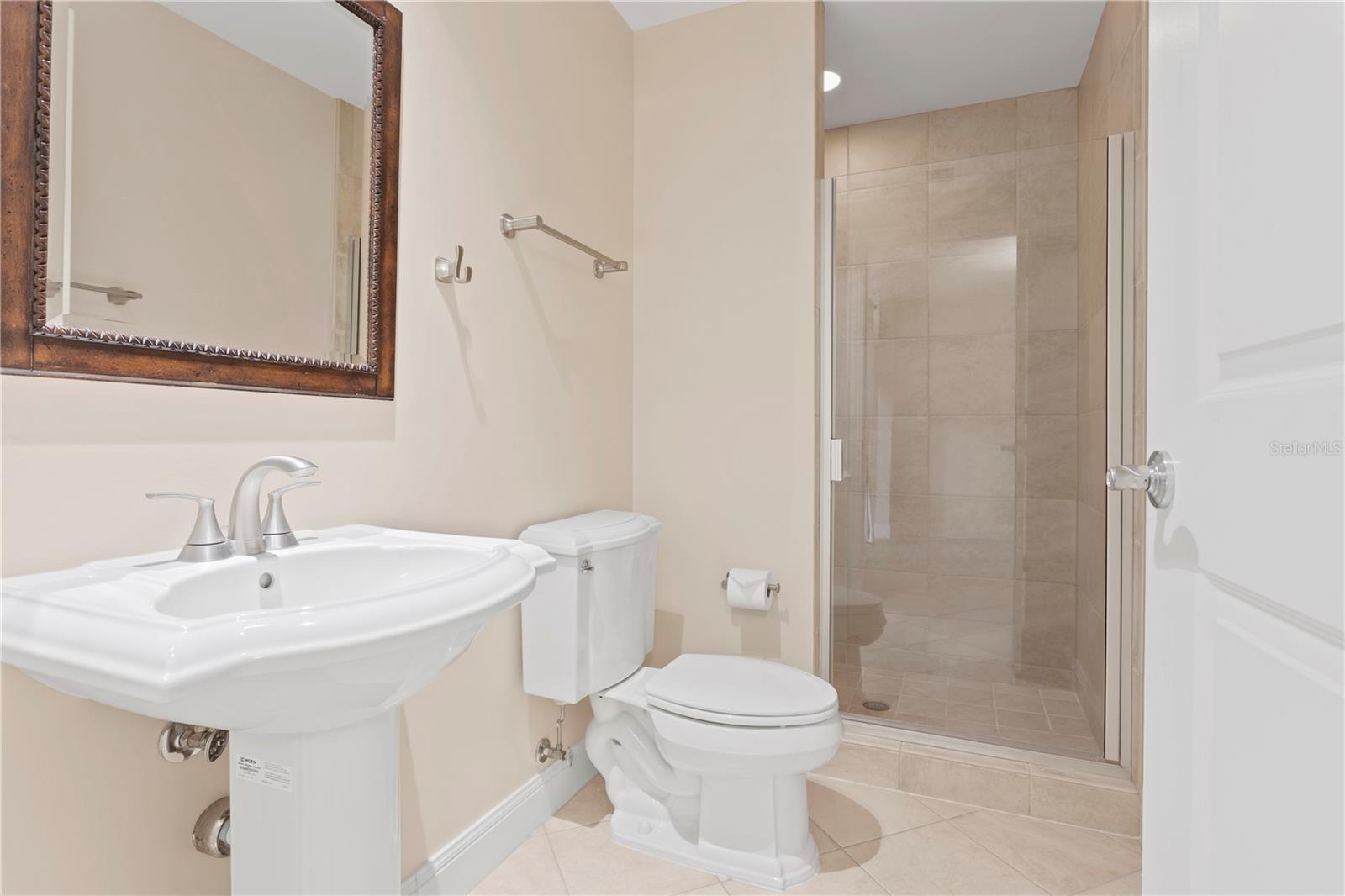 450 KNIGHTS RUN AVE #1105