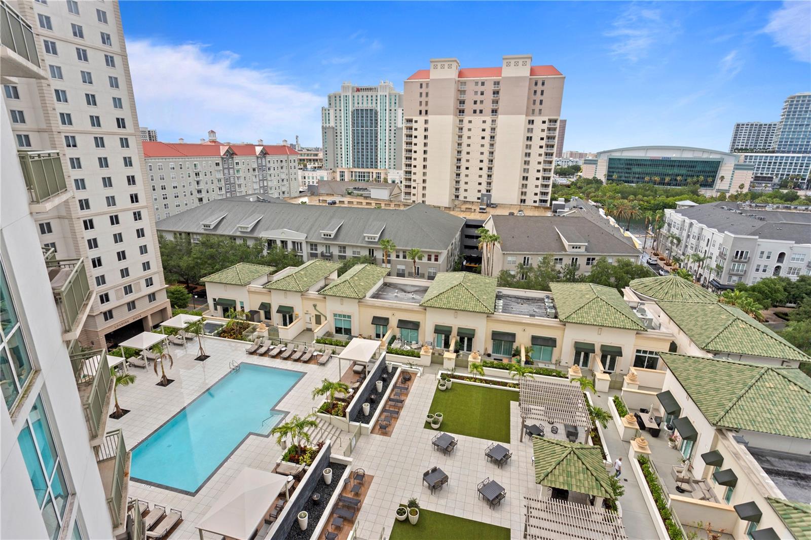 450 KNIGHTS RUN AVE #1105