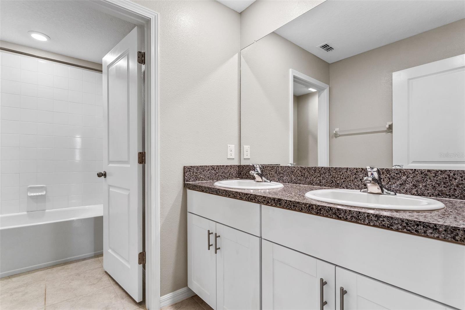 5521 APPLETON SHORE DR