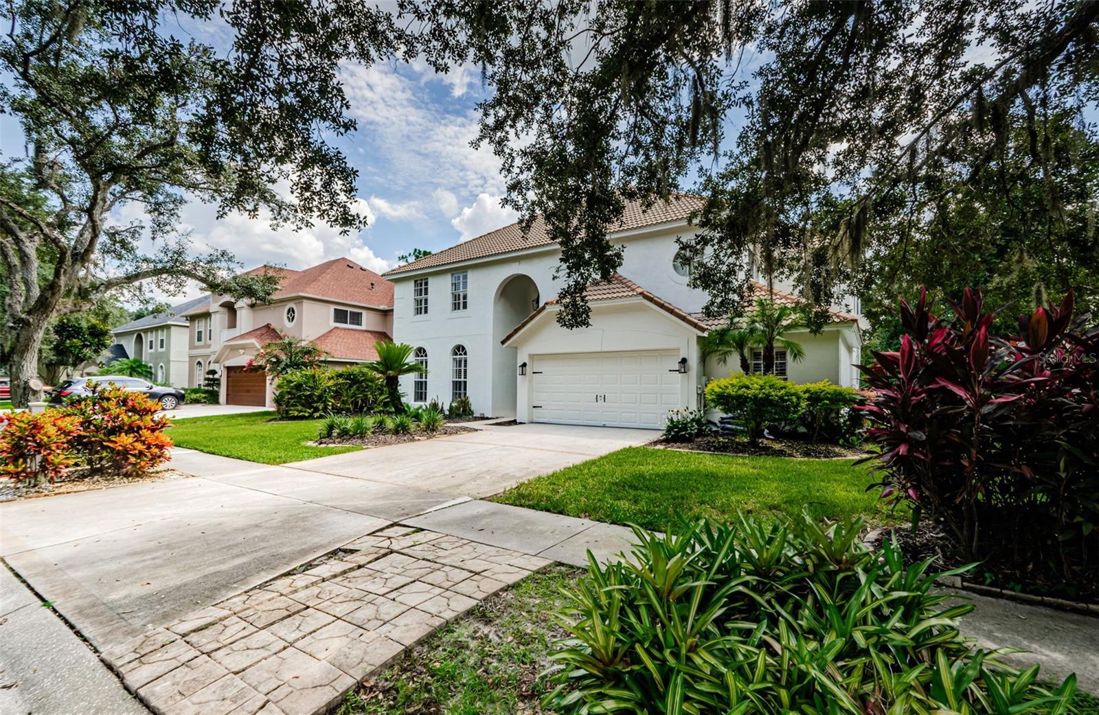 5057 SOUTHAMPTON CIR