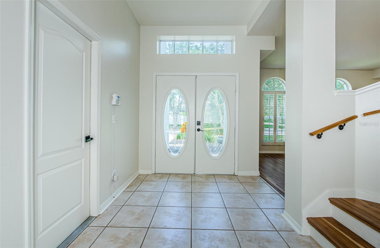 5057 SOUTHAMPTON CIR