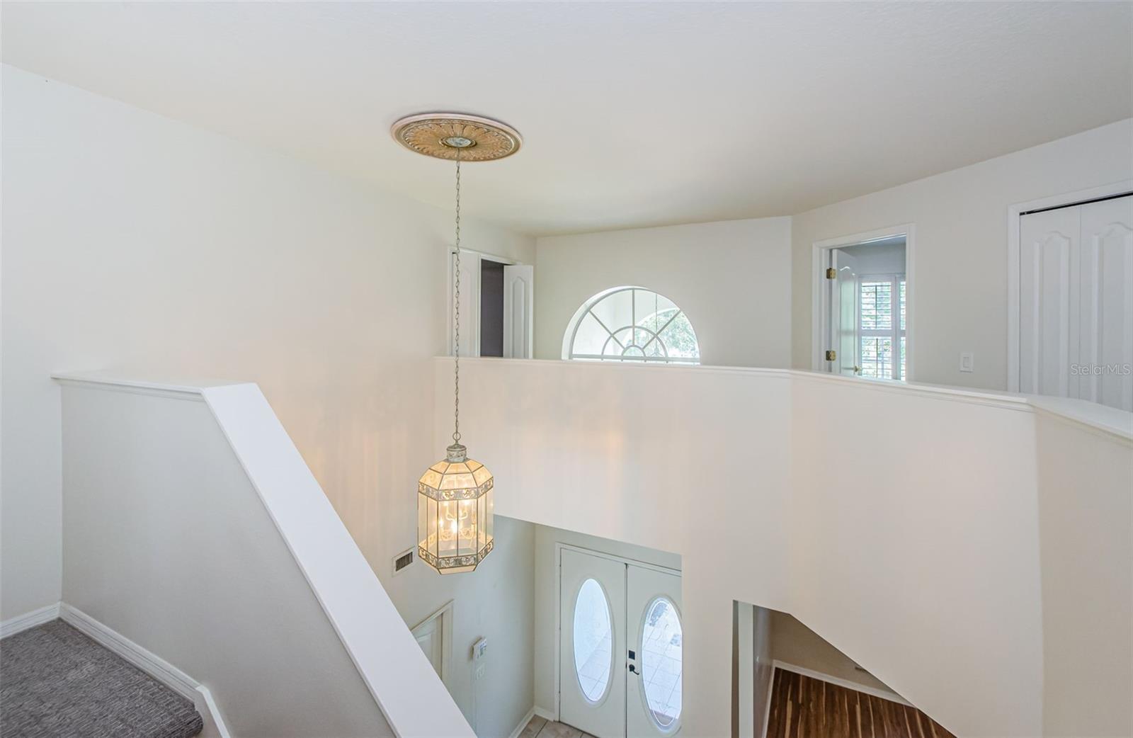 5057 SOUTHAMPTON CIR