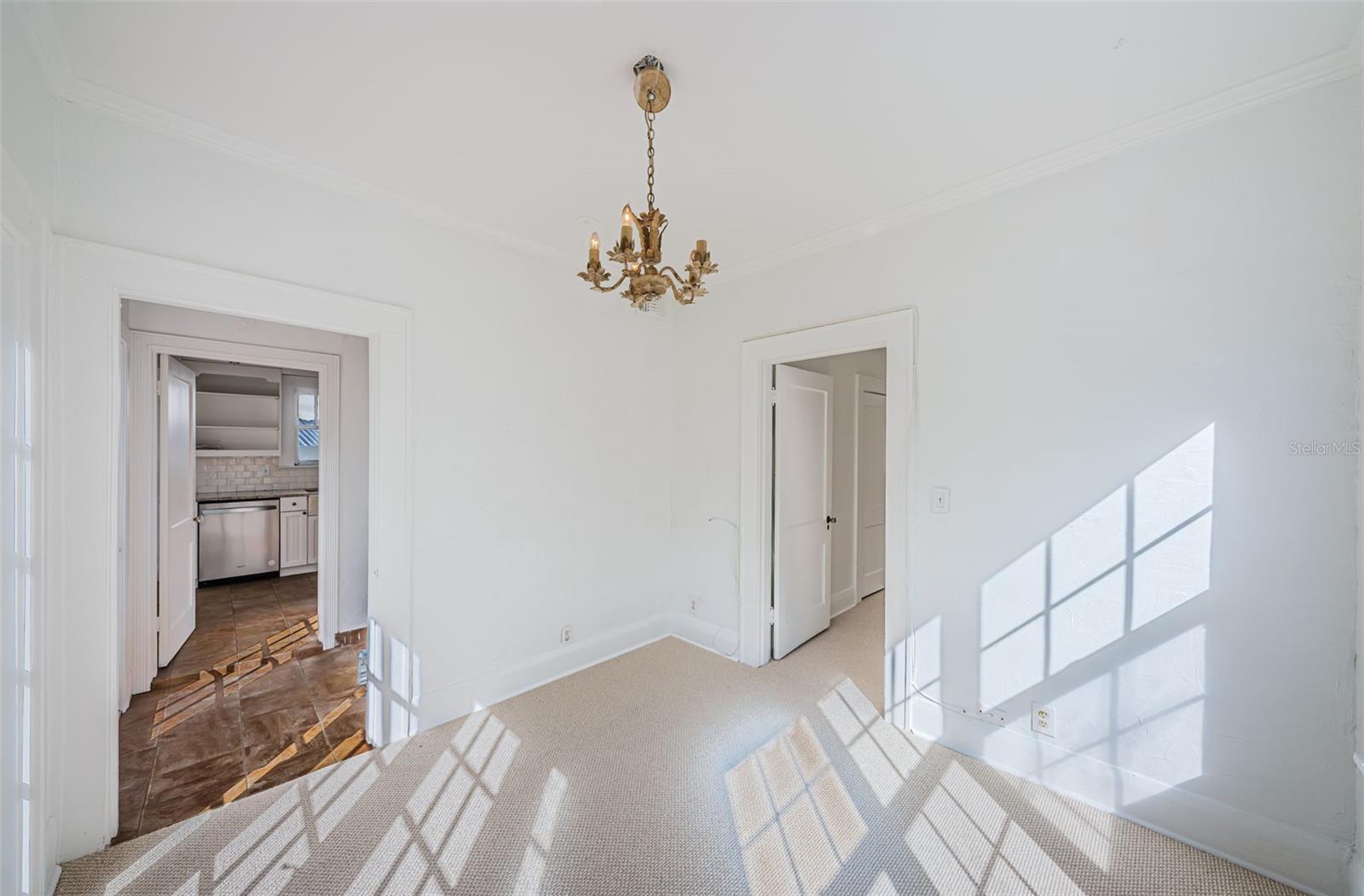 2914 W SAN RAFAEL ST