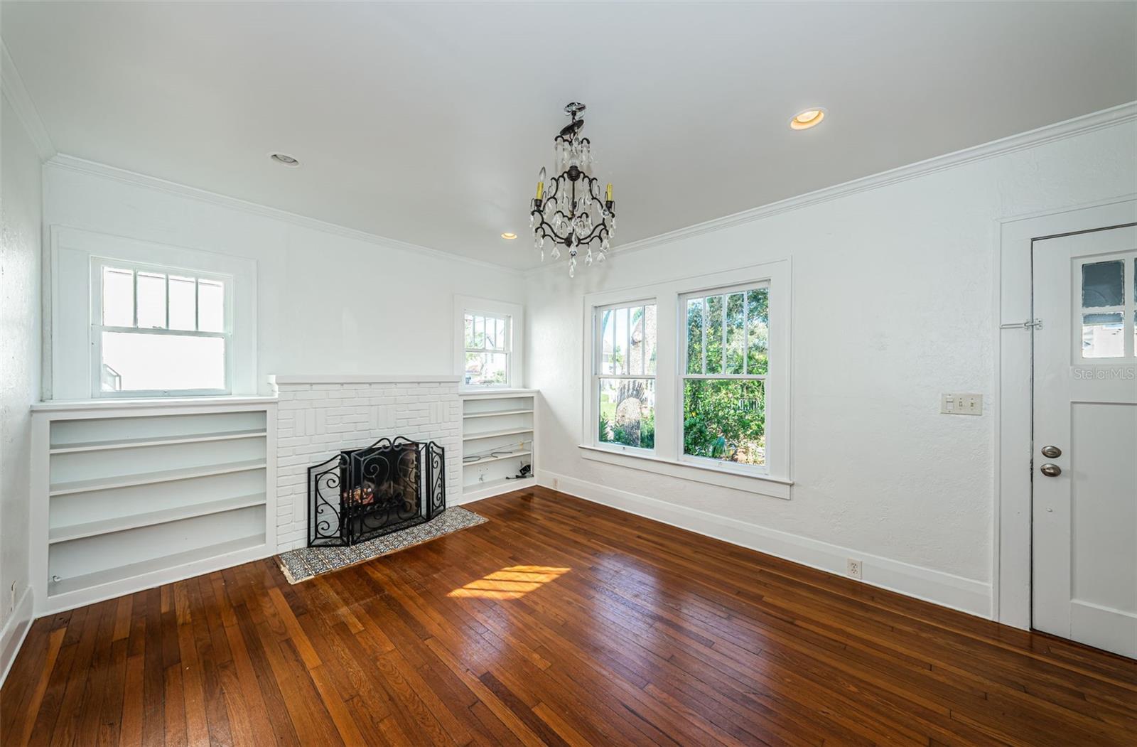 2914 W SAN RAFAEL ST