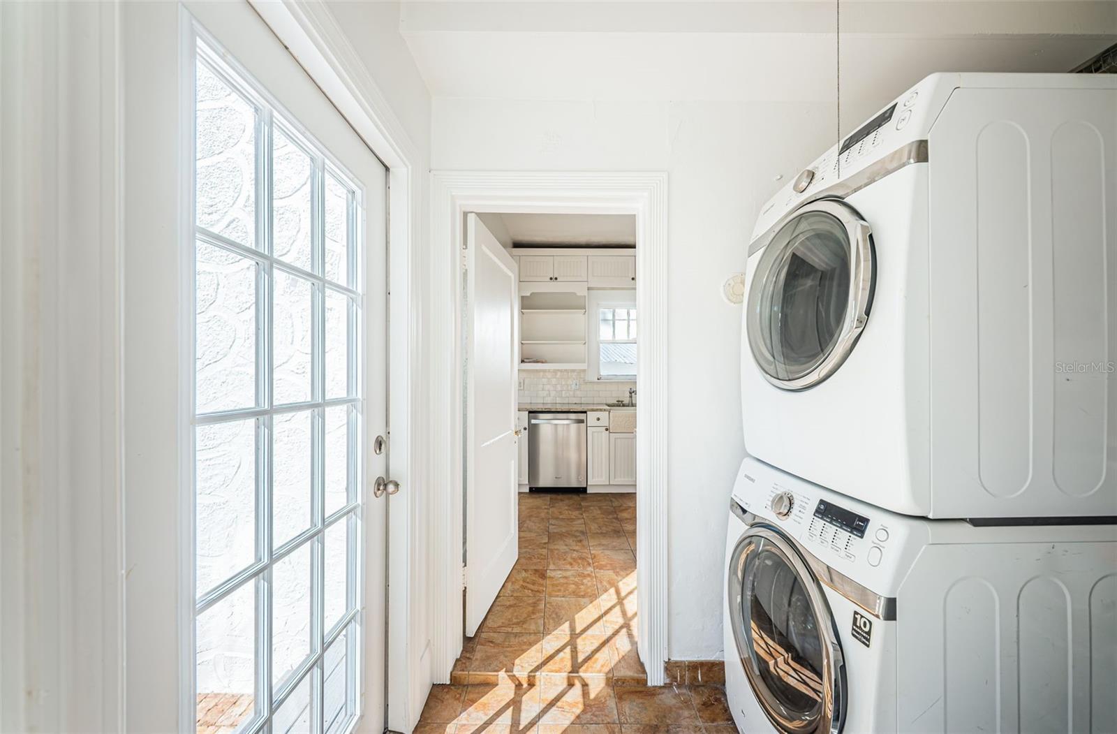 2914 W SAN RAFAEL ST