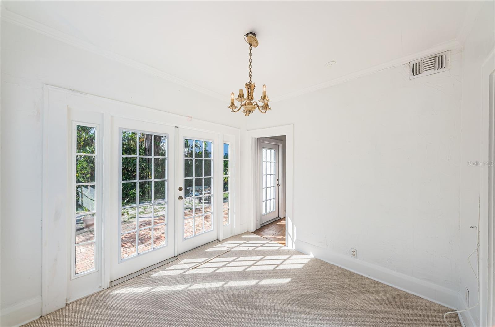 2914 W SAN RAFAEL ST