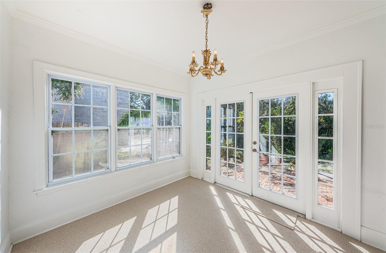 2914 W SAN RAFAEL ST