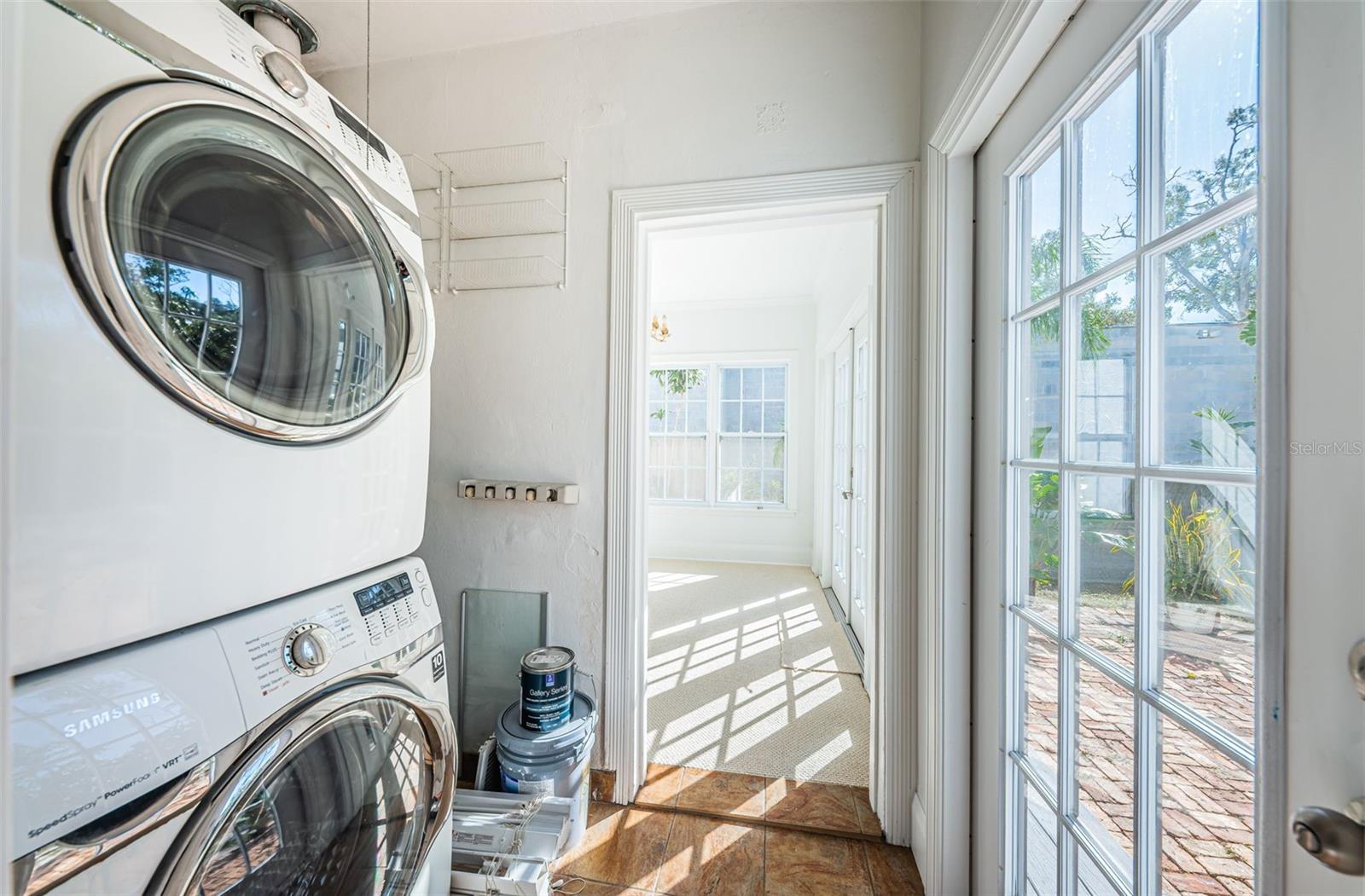 2914 W SAN RAFAEL ST