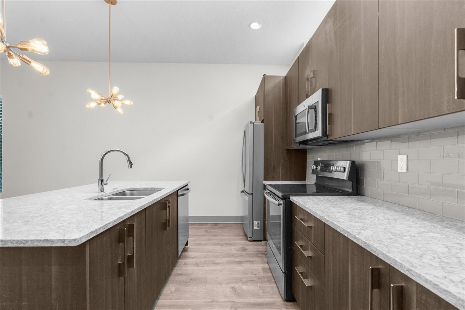 4810 W MCELROY AVE #1