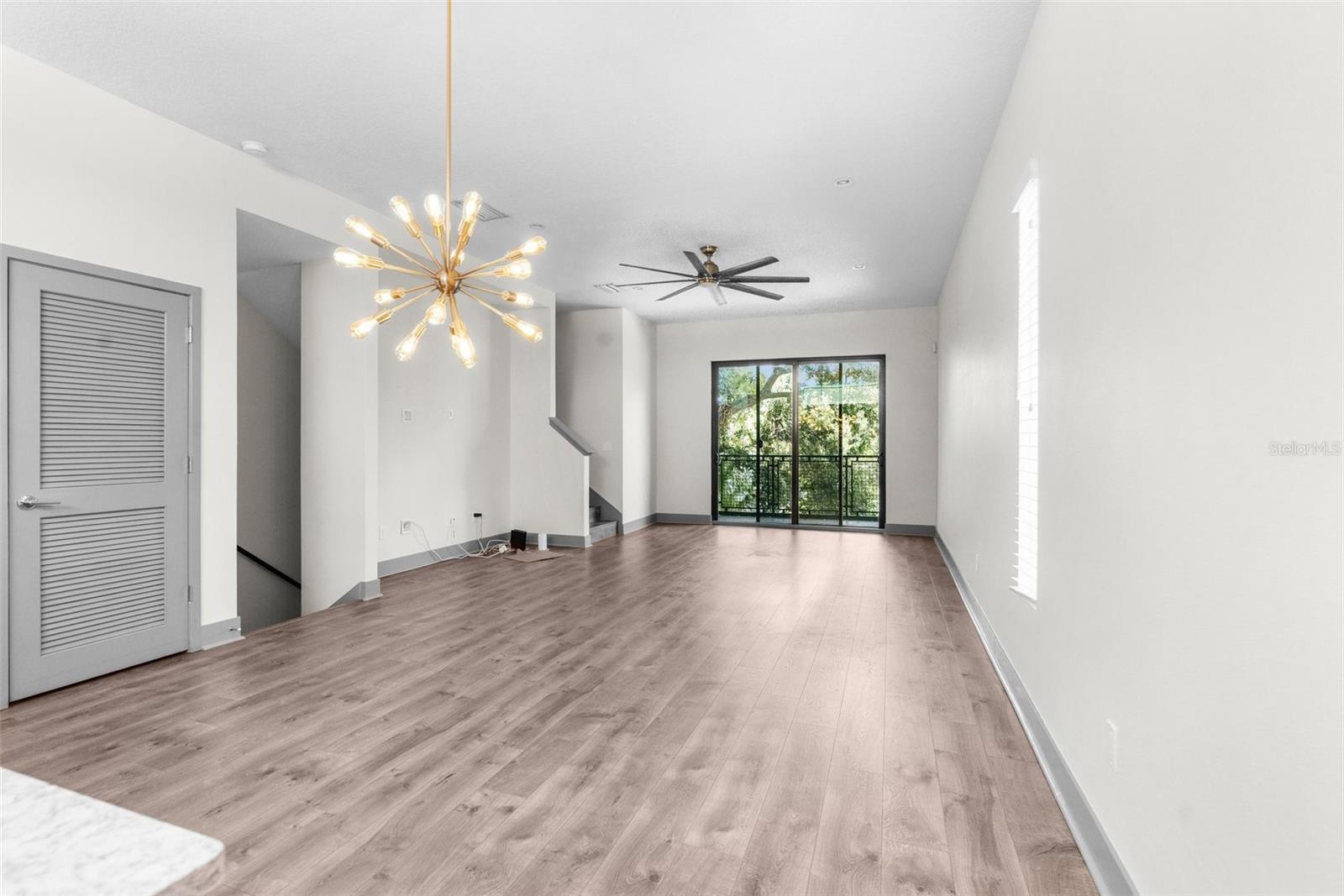 4810 W MCELROY AVE #1