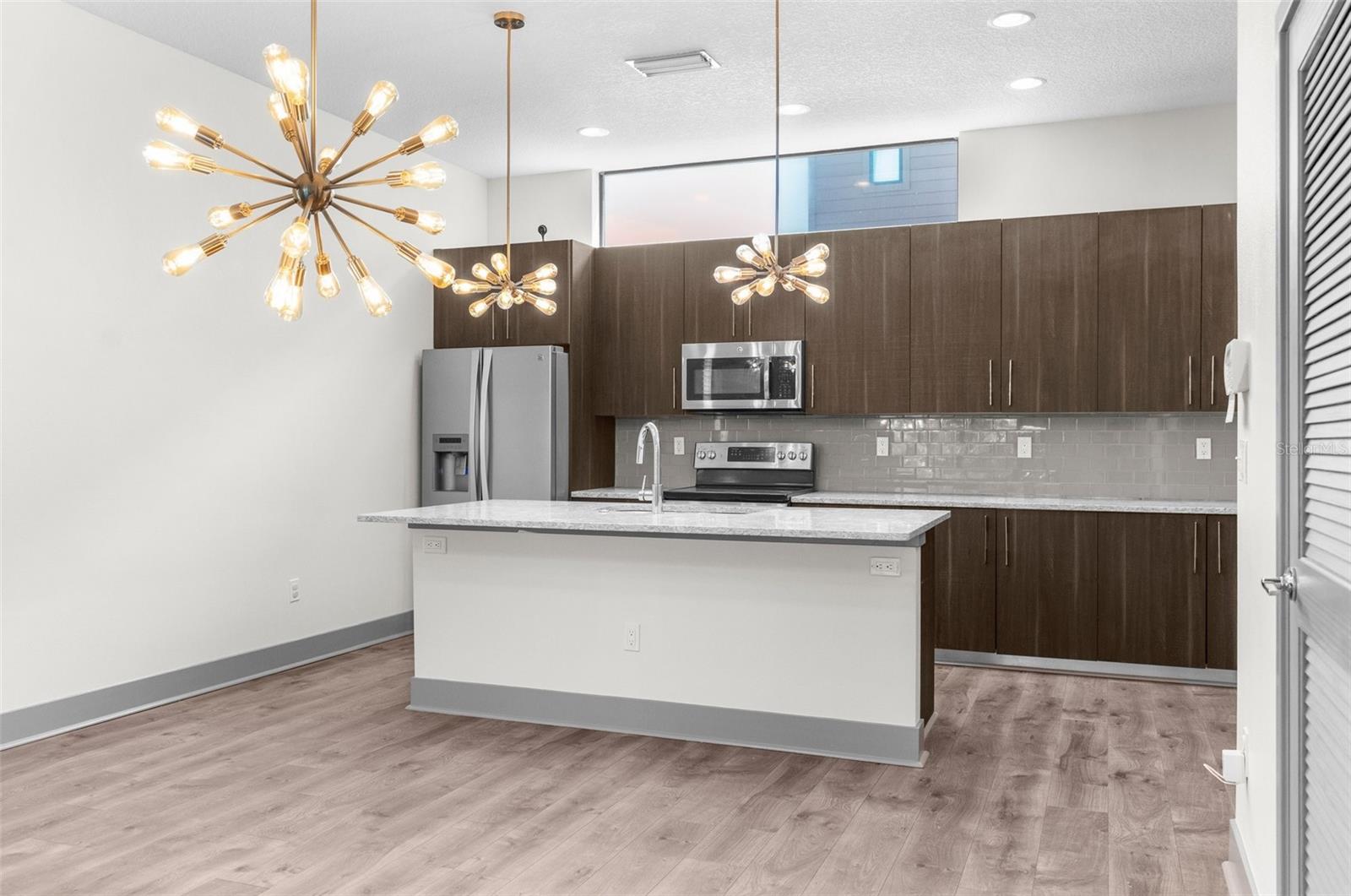 4810 W MCELROY AVE #1