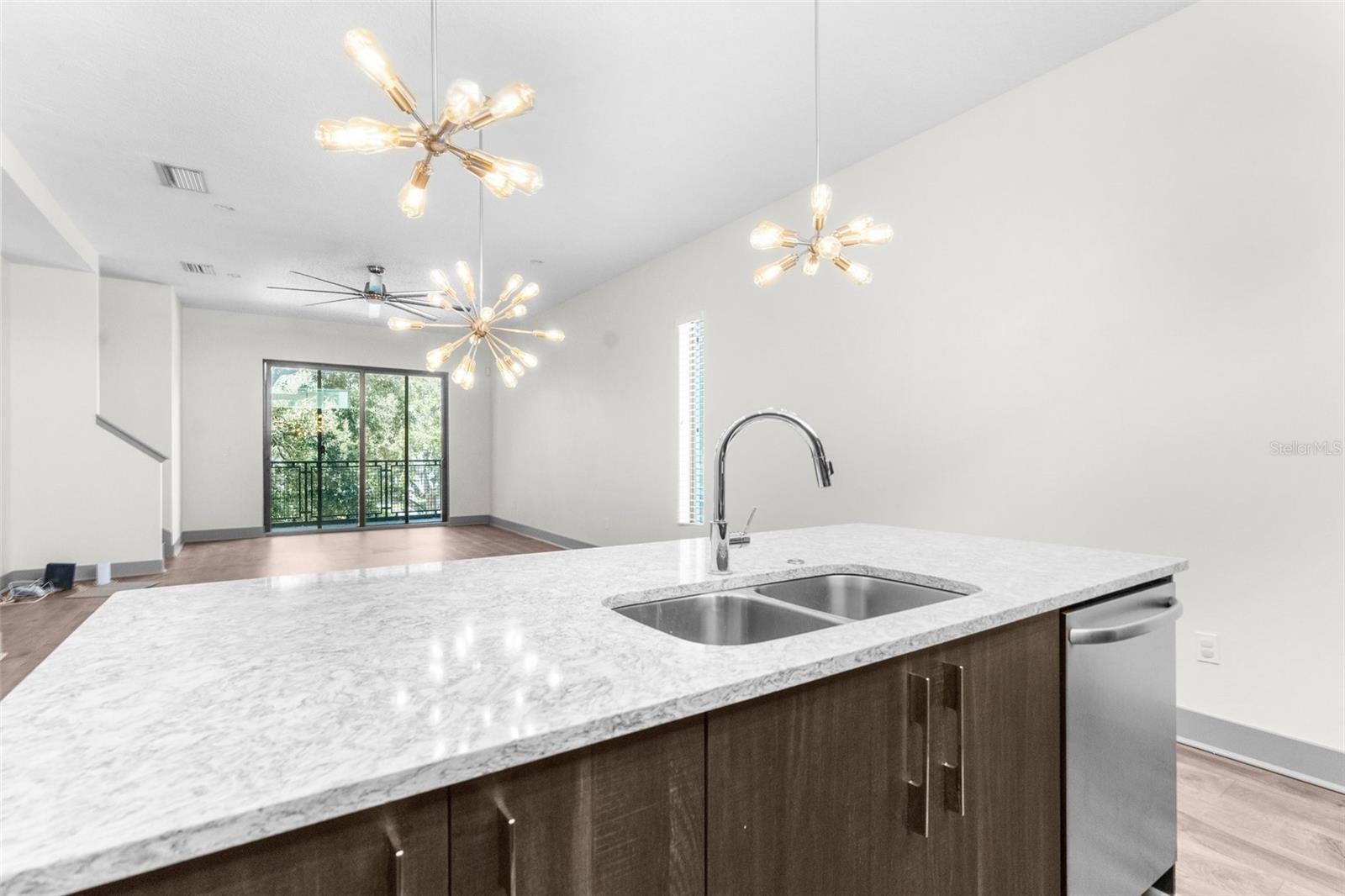 4810 W MCELROY AVE #1