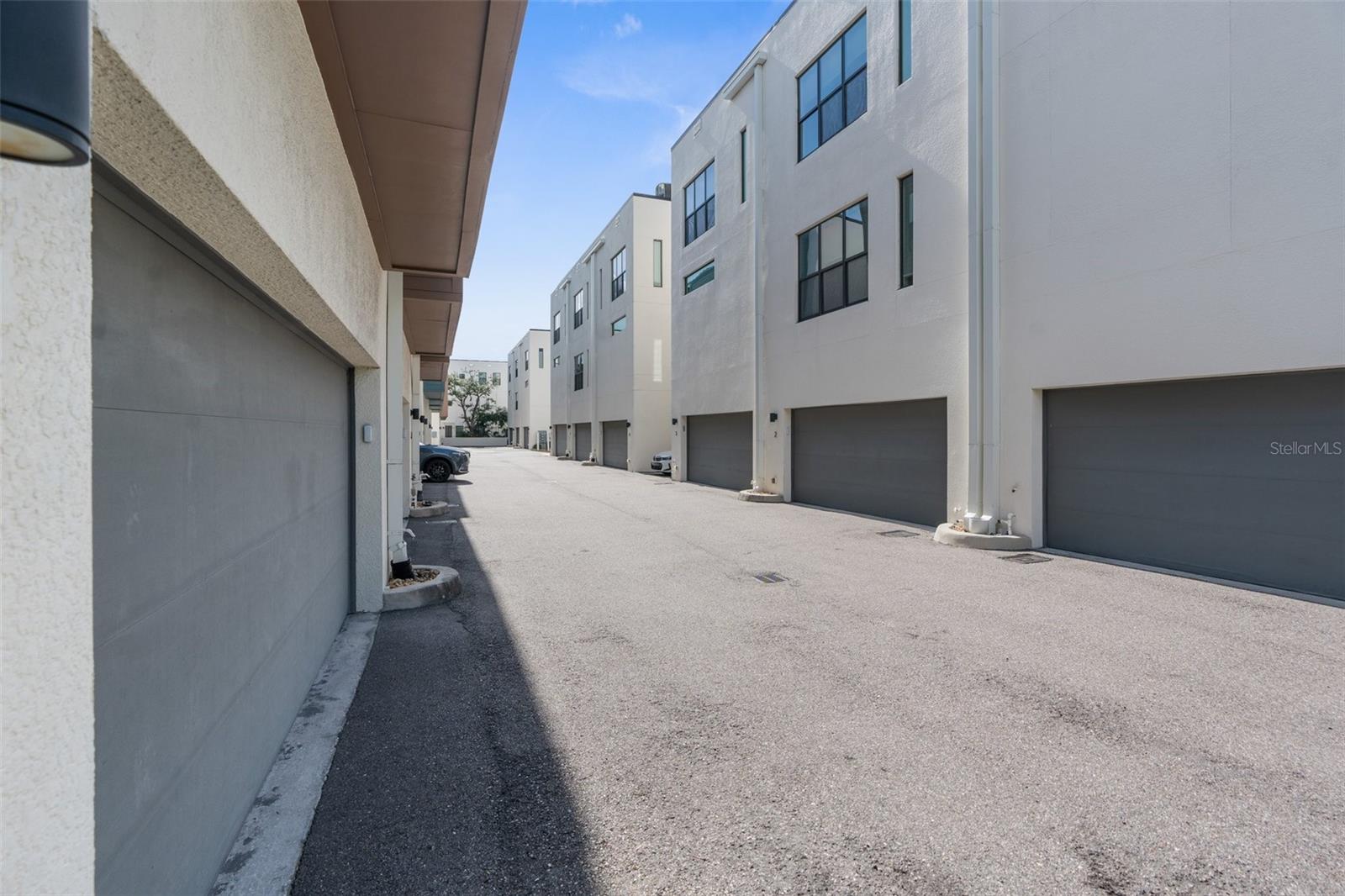 4810 W MCELROY AVE #1