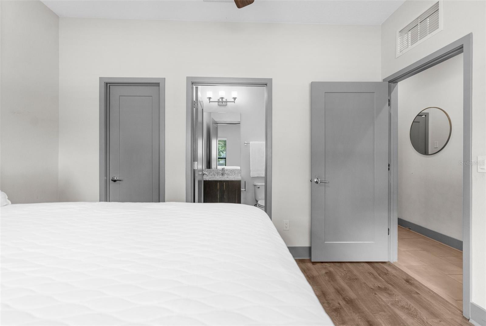 4810 W MCELROY AVE #1