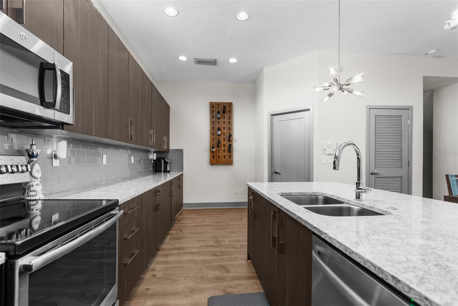 4810 W MCELROY AVE #1