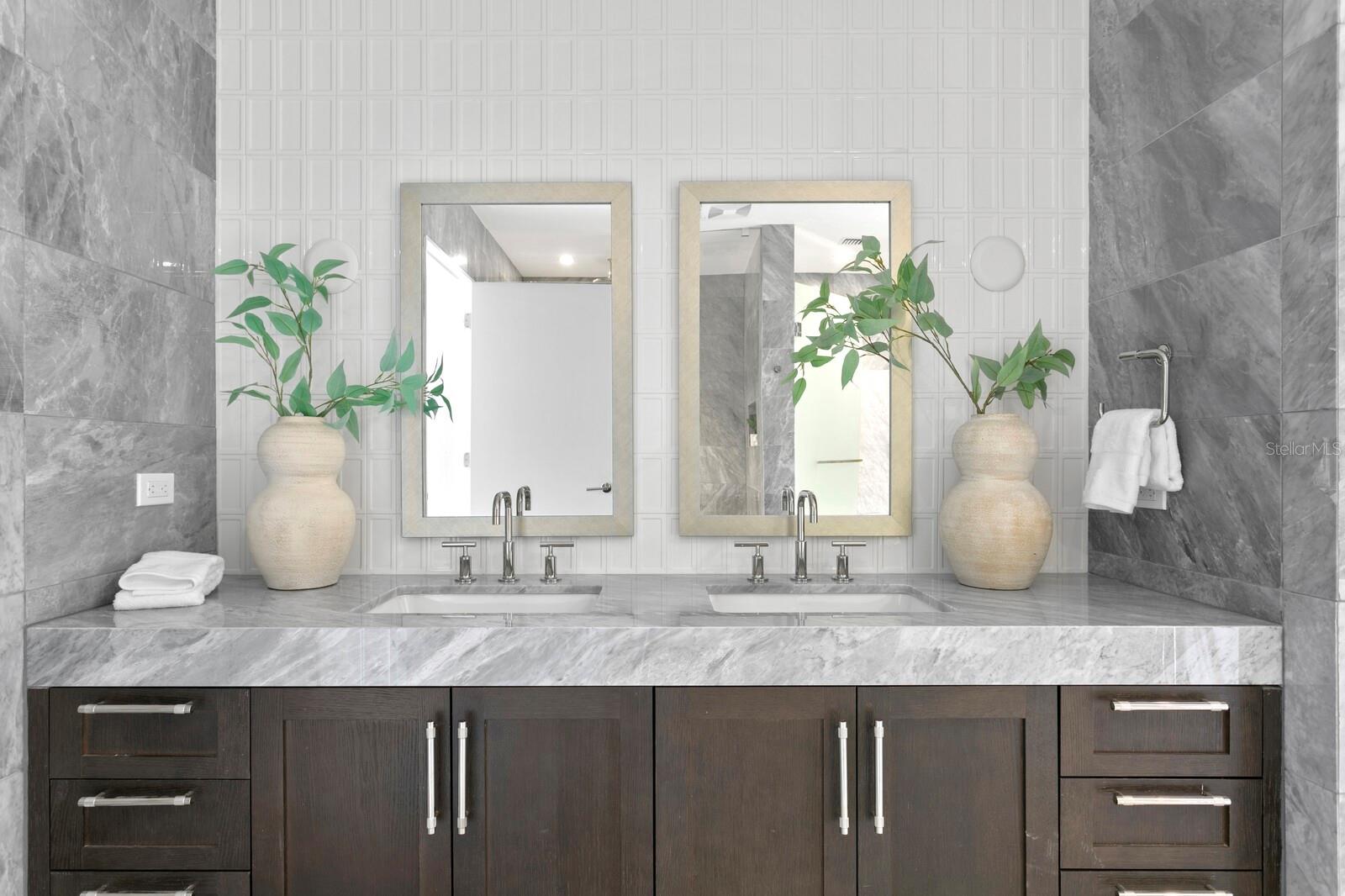 2912 W SANTIAGO ST #2304