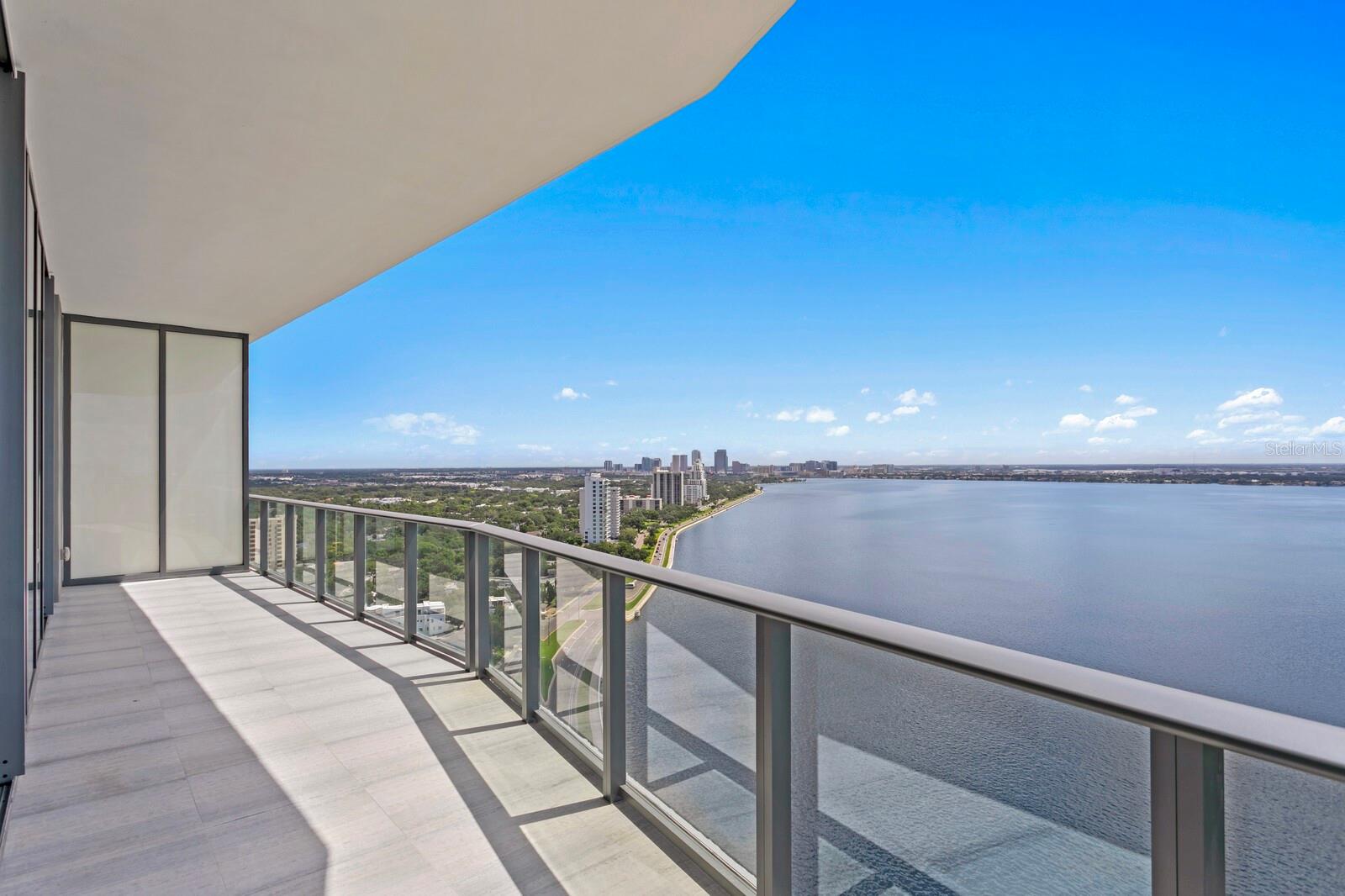 2912 W SANTIAGO ST #2304