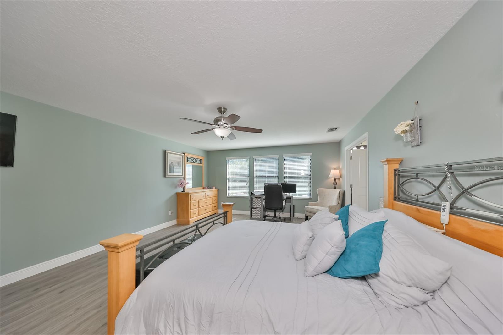 11650 PALMETTO PINE ST