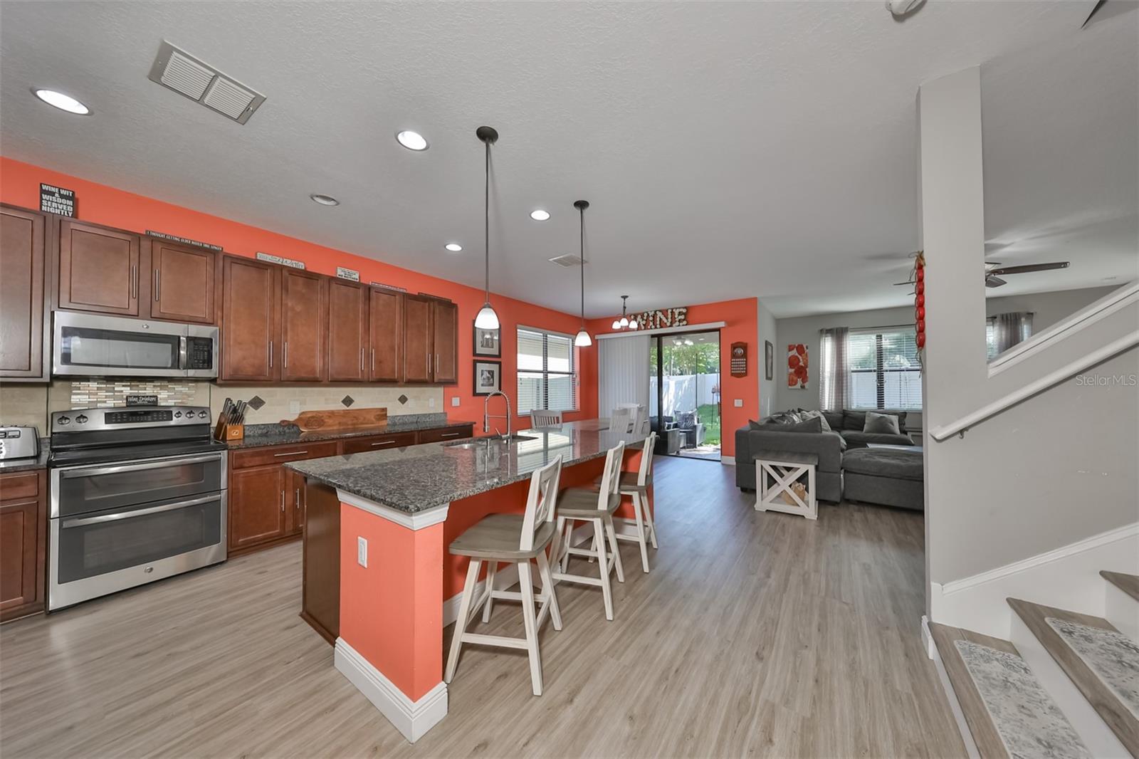 11650 PALMETTO PINE ST